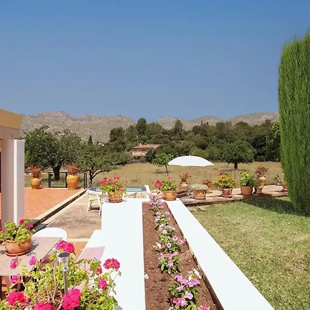 Dom wakacyjny Gemuetliches Haus In Der Naehe Von Und Cala S-vicenc By Interhome *