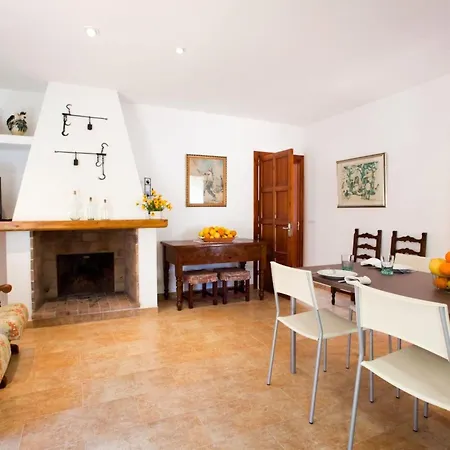Holiday home Gemuetliches Haus In Der Naehe Von Pollensa Und Cala S-vicenc By Interhome *
