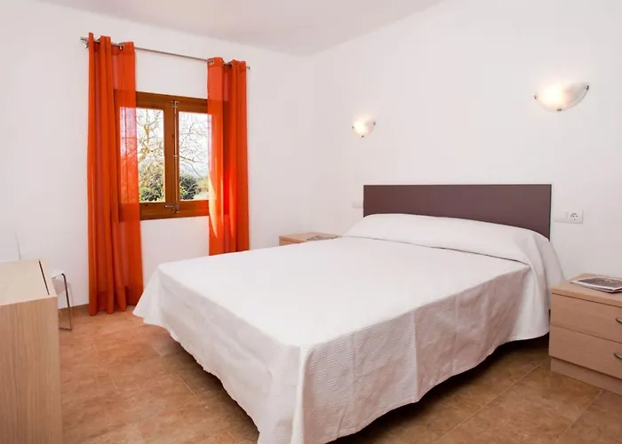 Gemuetliches Haus In Der Naehe Von Und Cala S-vicenc By Interhome Hébergement de vacances *